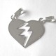 Srebrni privezak - srce podeljeno na dva dela - polomljeno srce - sjajan medaljon